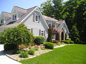 Landscapers and Lawncare Services in Columbia, MS